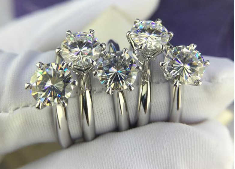 What is the material of Moissanite diamond and does it have value? Wuzhou Messi Gems Co.,LTD